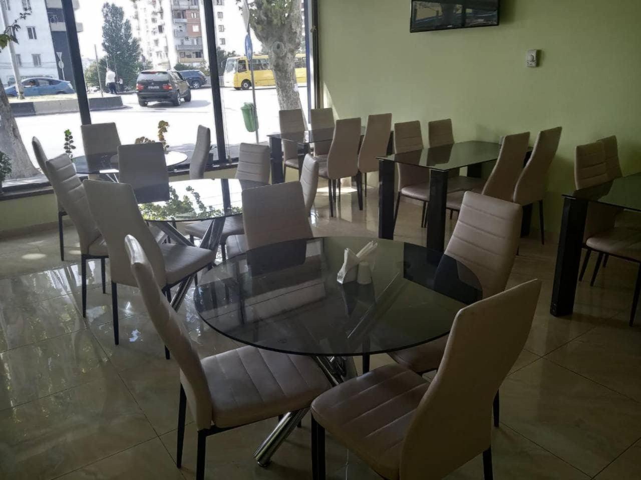 Hotel Georgia Tbilisi Buitenkant foto